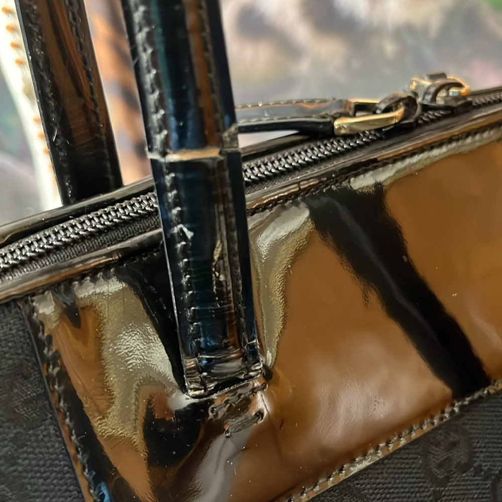 Gucci Black Monogram Tote Bag - Picture 6 of 16